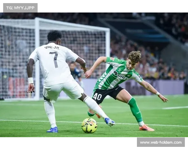 贡萨洛完美帽子戏法,头球、抽射、脚后跟巧射俱全